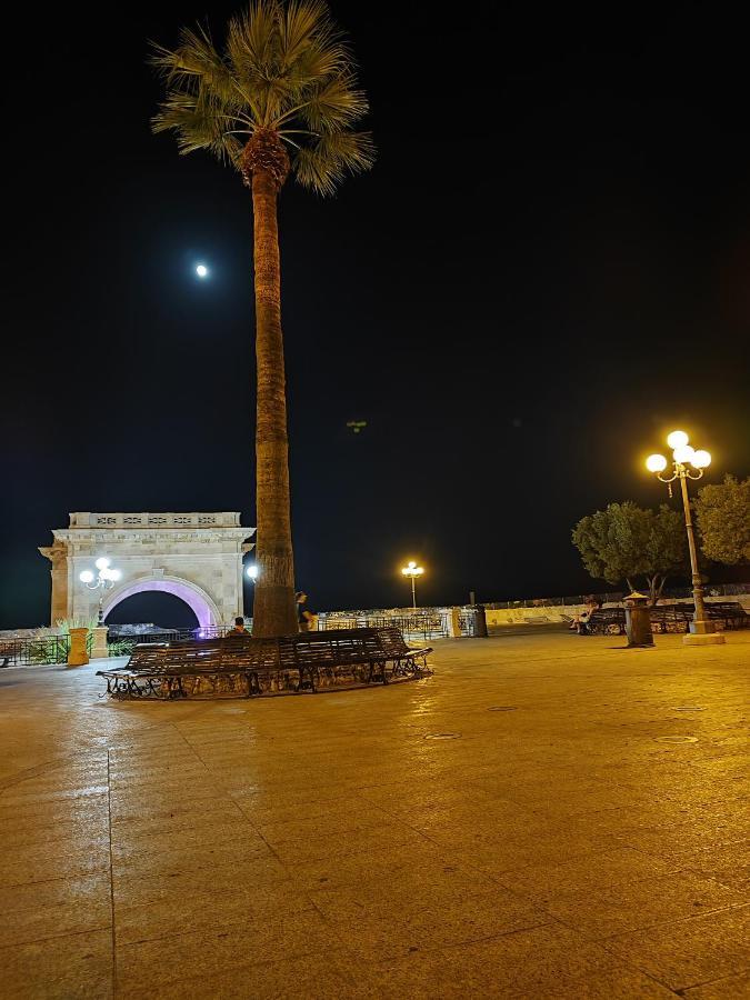 La Casetta Nel Centro Cagliari Buitenkant foto